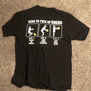 HOW TO PICK UP CHICKS T SHIRT SIZE MEDIUM